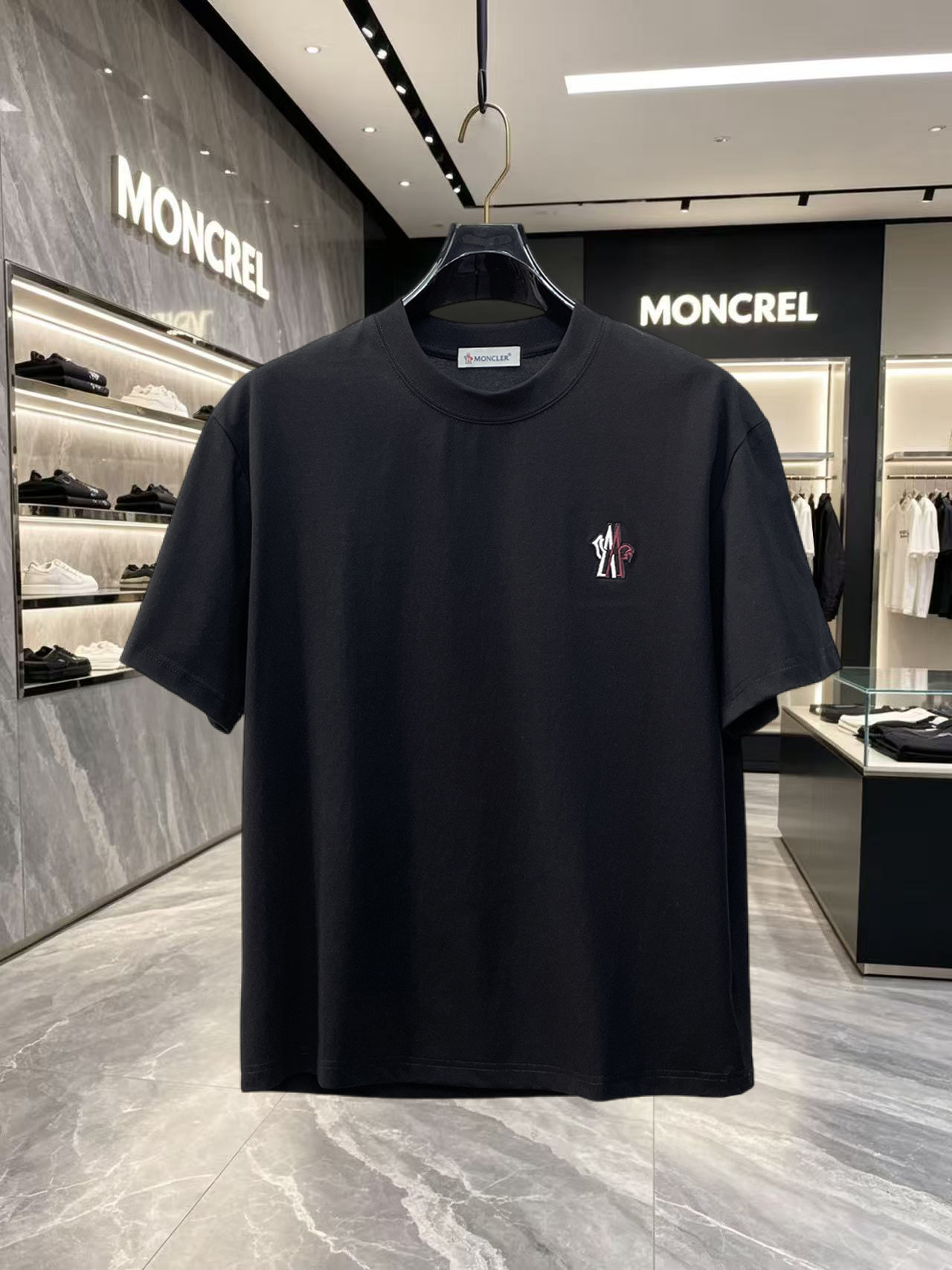 short sleeves